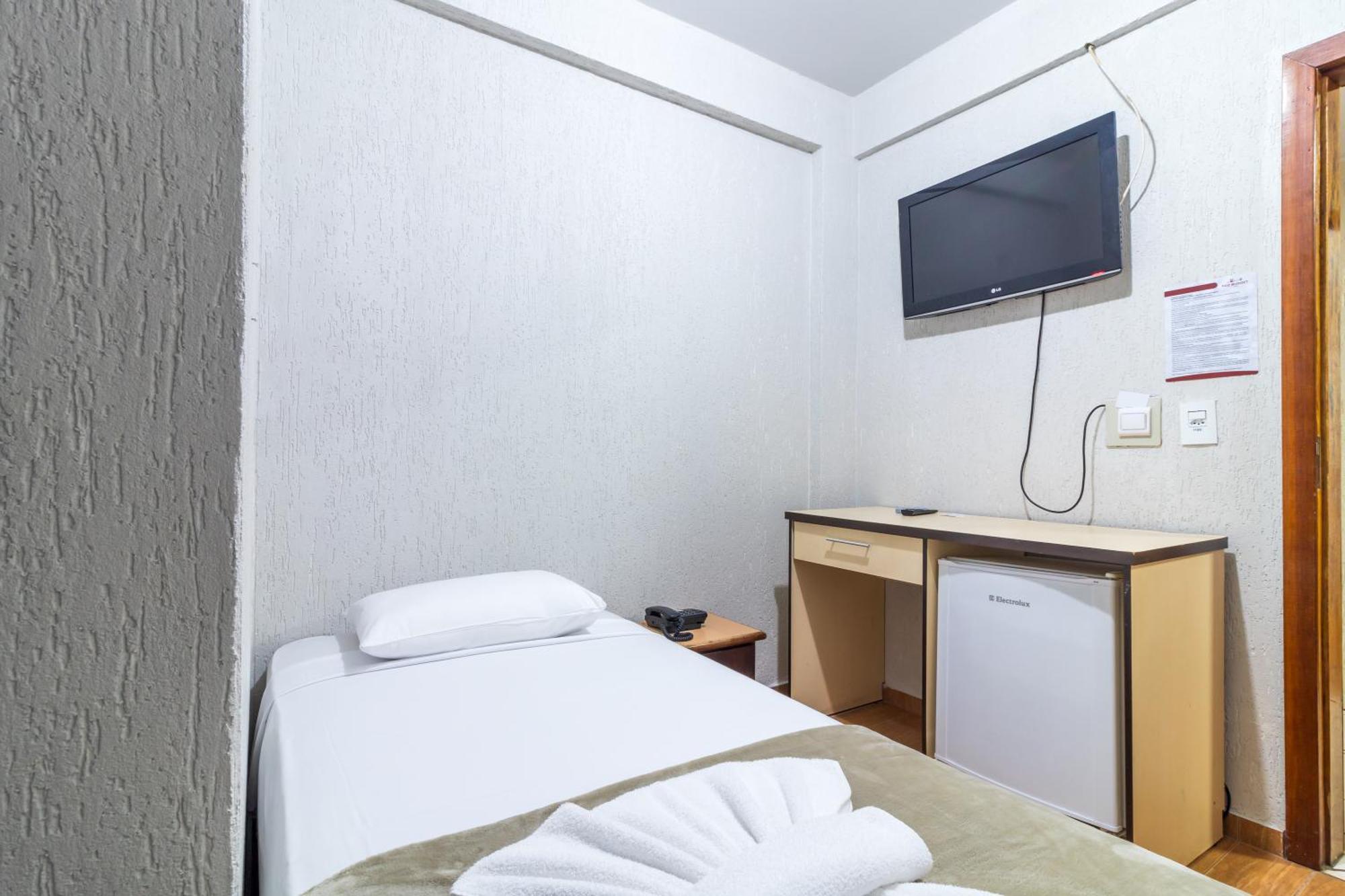 Foz Budget Hotel Φοζ ντο Ιγκουασού Εξωτερικό φωτογραφία